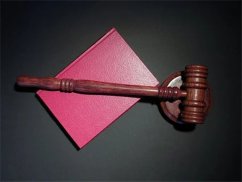 普陀区宜川路律师解答家暴起诉离婚需要做哪些准备