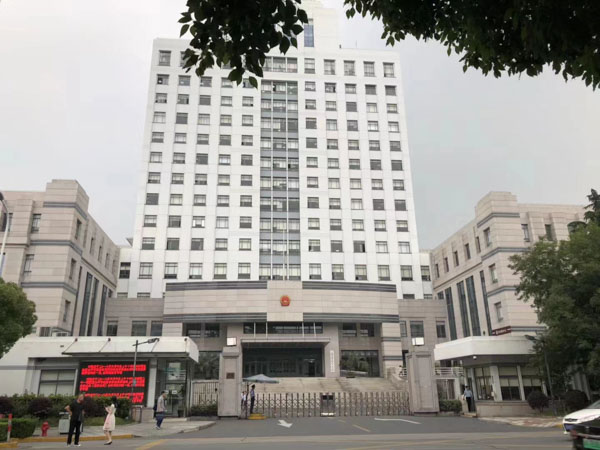 上海房屋拆迁律师以案析法：市房管局行政许可行为被法院确认违法